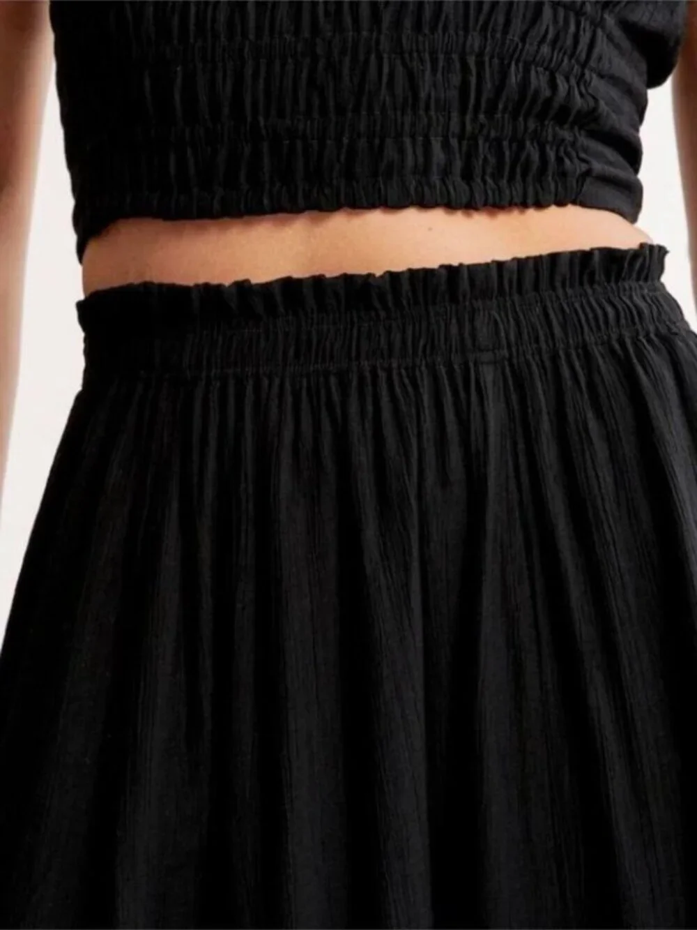 Abercrombie & Fitch Crinkle Maxi Skirt NWT Textured Pull On Black Size Small